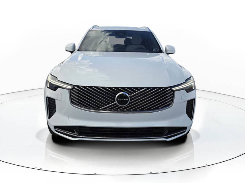 2026 Volvo XC90 B6 Core