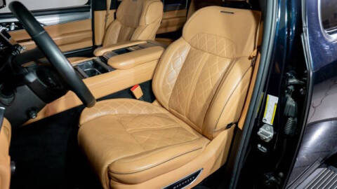 2022 Jeep Grand Wagoneer Series III