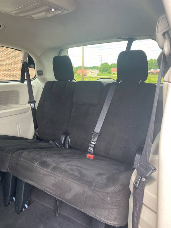 2012 Chrysler Town and Country Touring