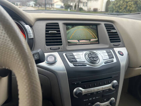 2010 Nissan Murano LE