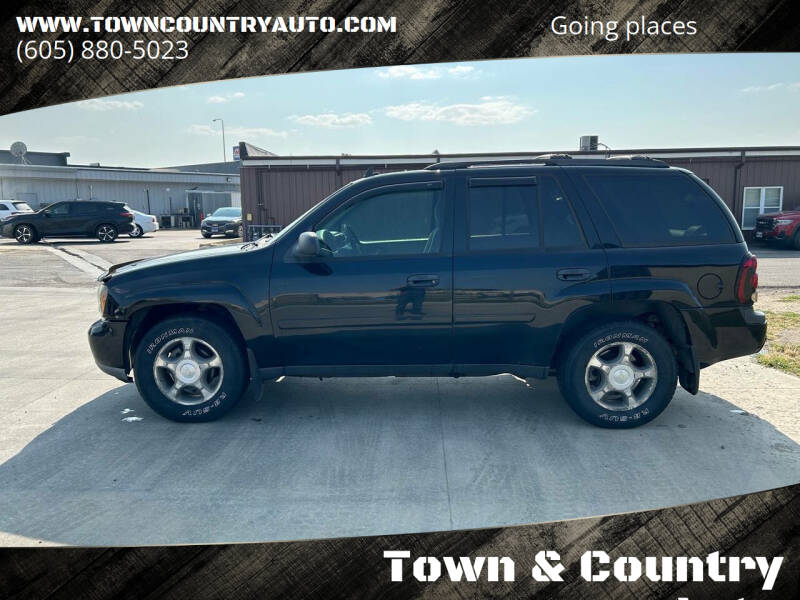 2007 Chevrolet TrailBlazer for sale at Town & Country Auto in Watertown SD