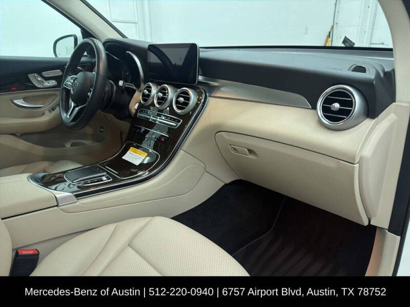 2021 Mercedes-Benz GLC GLC 300