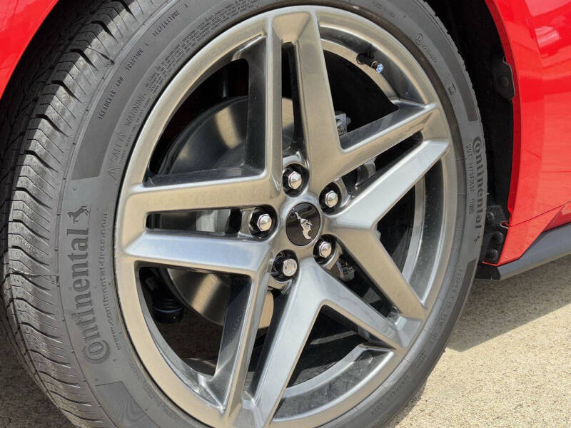 2025 Ford Mustang EcoBoost