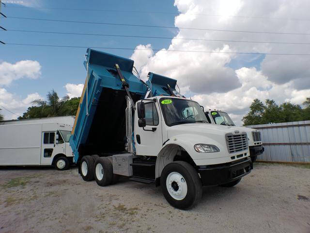 2015 Freightliner M2 106