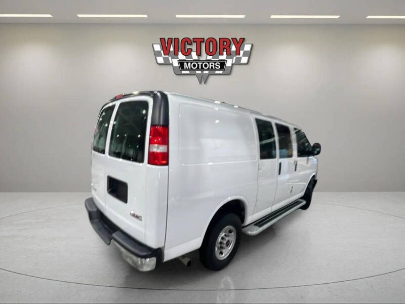 2024 GMC Savana 2500