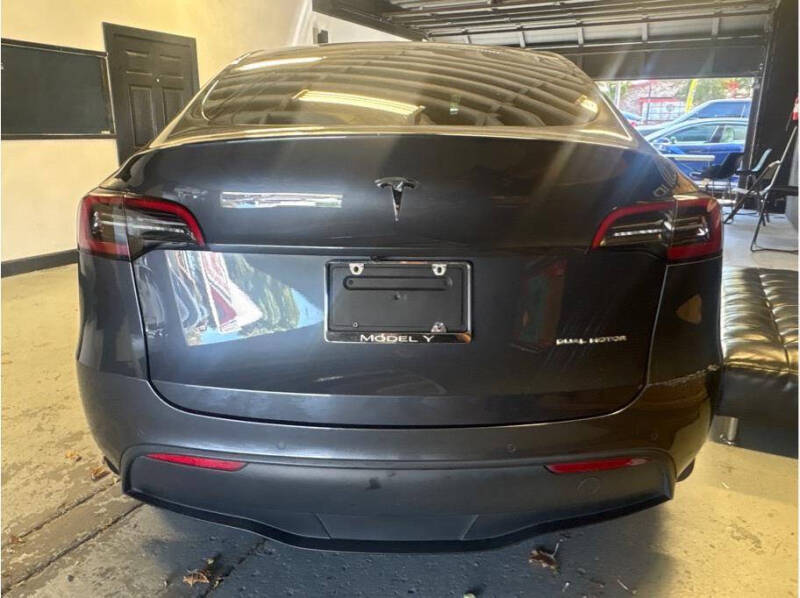 2021 Tesla Model Y Long Range