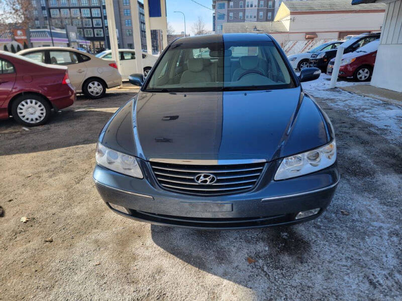 2008 Hyundai Azera for sale at Foba Autos in Urbana IL