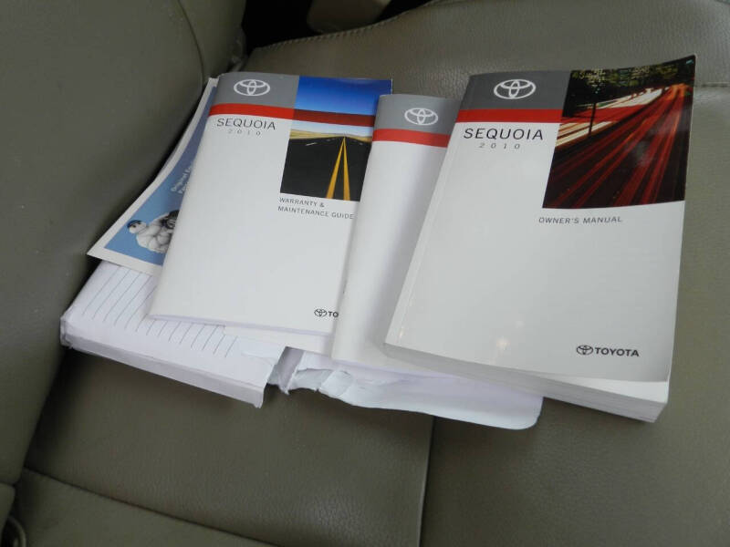 2010 Toyota Sequoia Limited