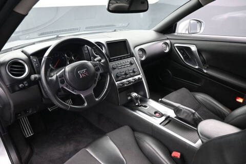 2011 Nissan GT-R Premium