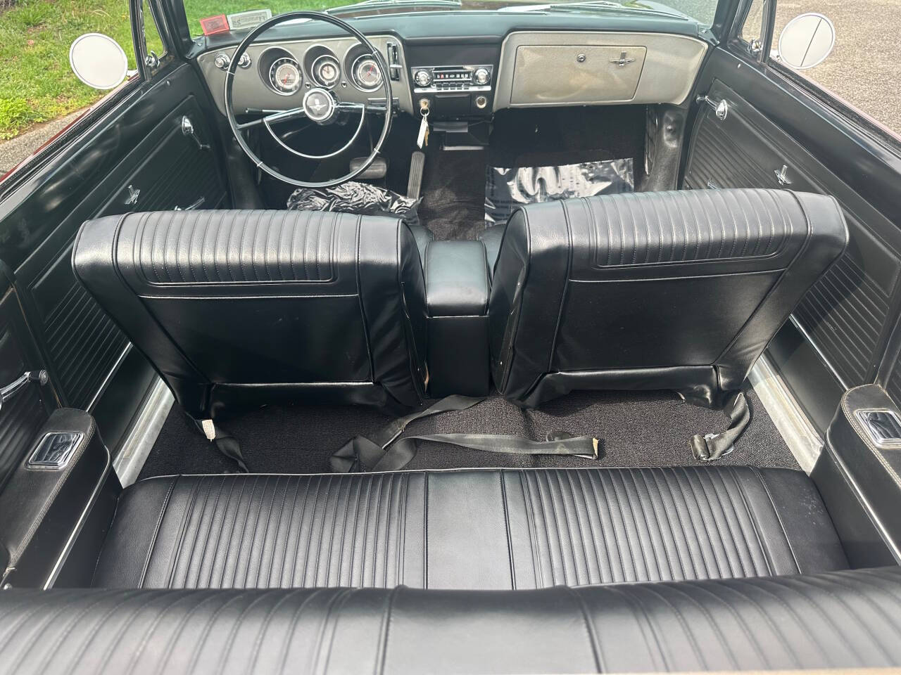 1965 Chevrolet Corvair 38