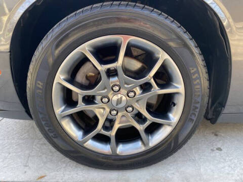 2017 Dodge Challenger GT