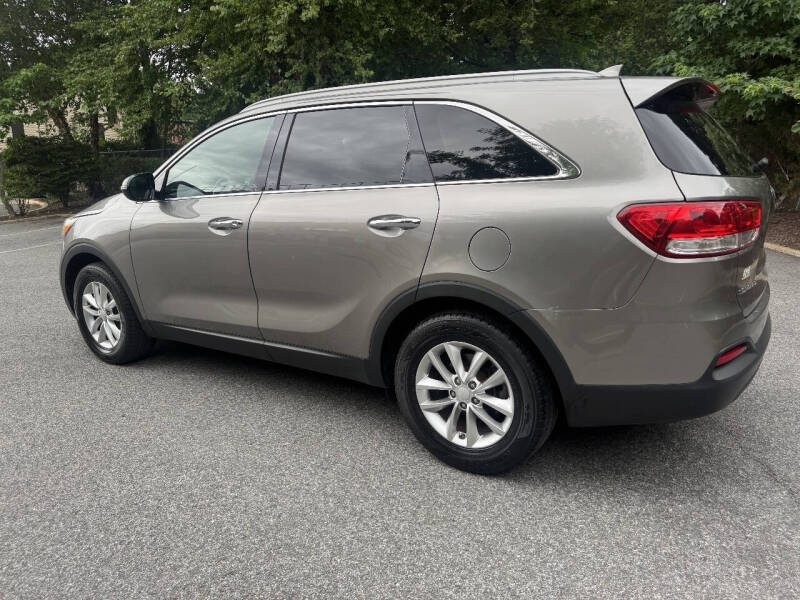 2017 Kia Sorento LX