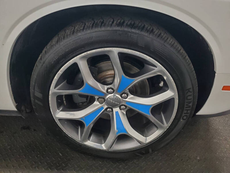 2015 Dodge Challenger SXT Plus