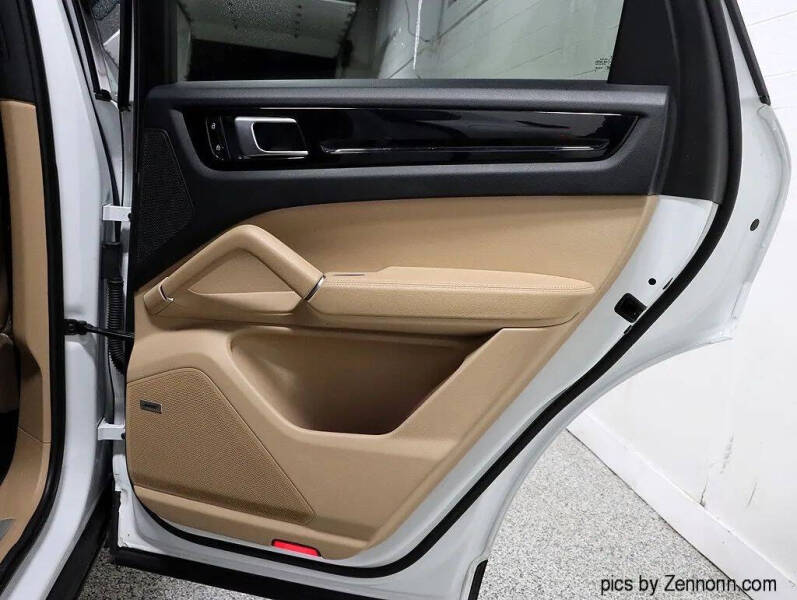 2020 Porsche Cayenne Coupe