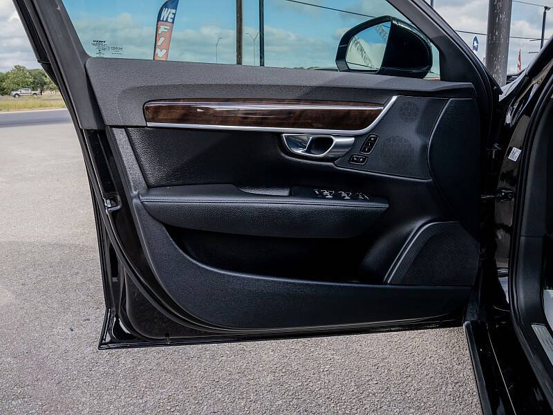 2018 Volvo S90 T5 Momentum