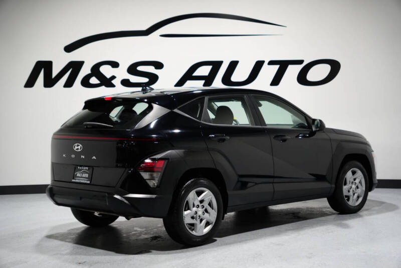 2025 Hyundai Kona SE