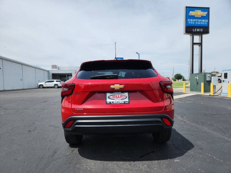 2026 Chevrolet Trax LS