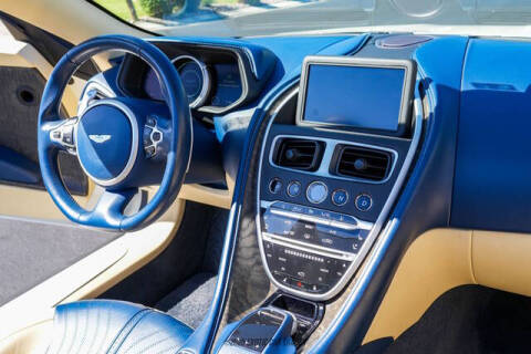 2019 Aston Martin DB11 Volante