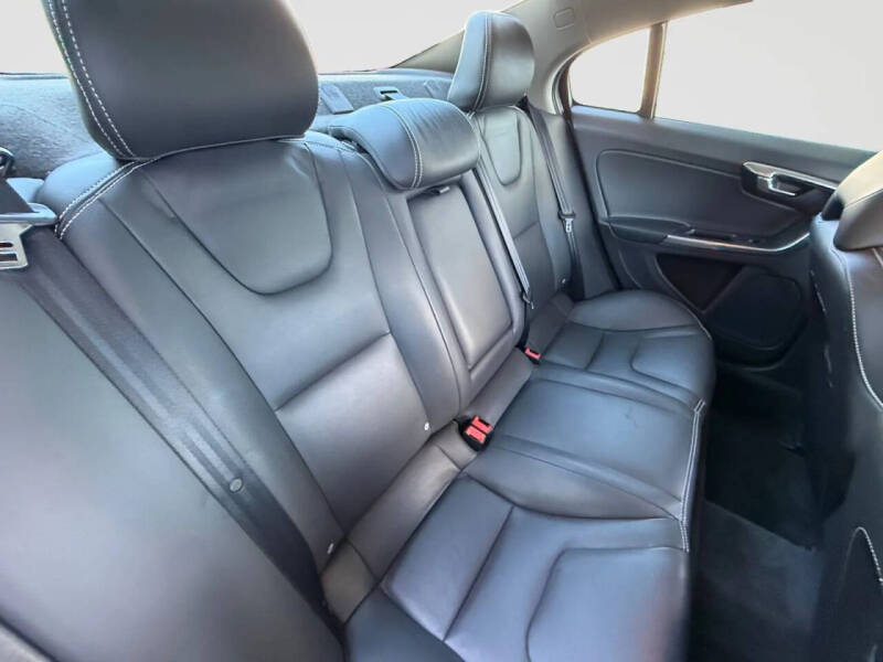 2017 Volvo S60 T5 Dynamic