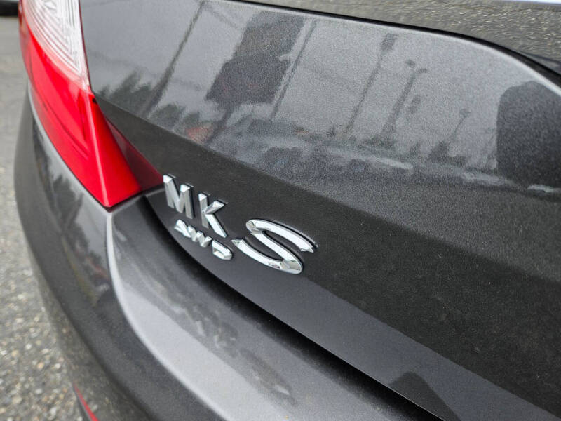 2015 Lincoln MKS