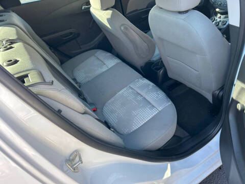 2014 Chevrolet Sonic LS Auto