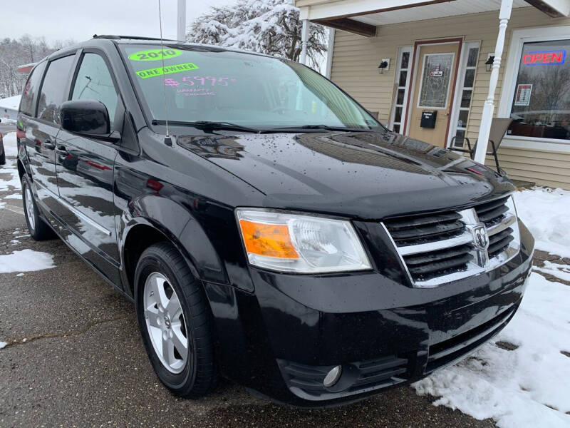 2010 Dodge Grand Caravan for sale at G & G Auto Sales in Steubenville OH