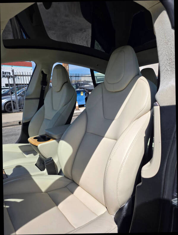 2019 Tesla Model S