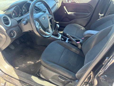 2015 Ford Fiesta SE
