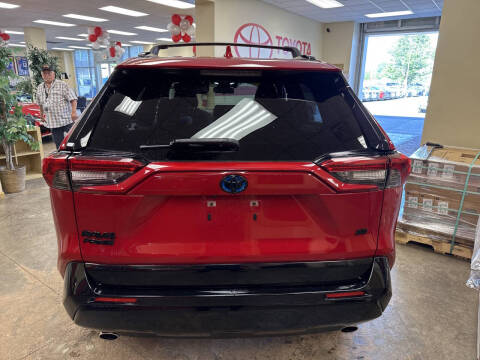 2024 Toyota RAV4 Prime SE