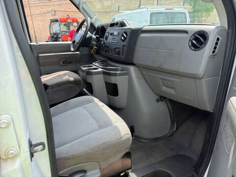 2013 Ford E-Series E-250