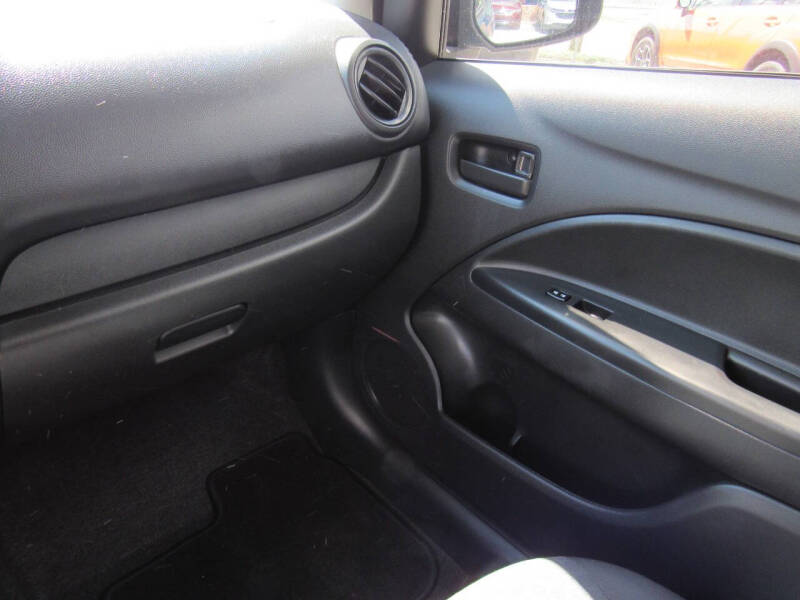 2014 Mitsubishi Mirage DE