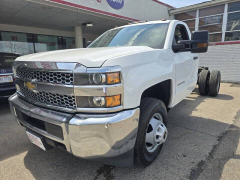 2019 Chevrolet Silverado 3500HD CC