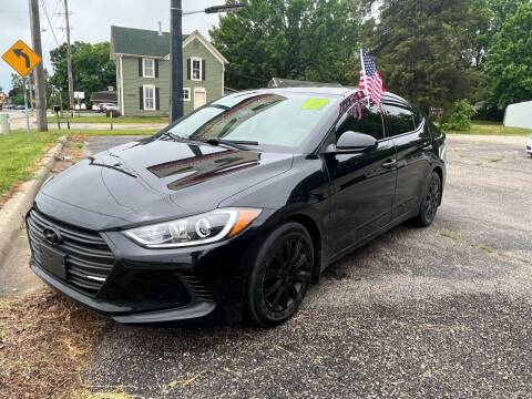 2017 Hyundai Elantra for sale at VICTORY LANE AUTO in Raymore MO