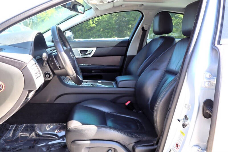 2012 Jaguar XF