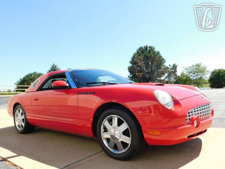 2002 Ford Thunderbird Deluxe