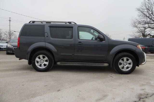 2012 Nissan Pathfinder SV