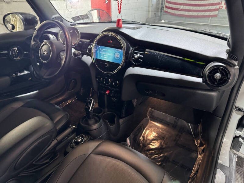 2023 MINI Convertible Cooper