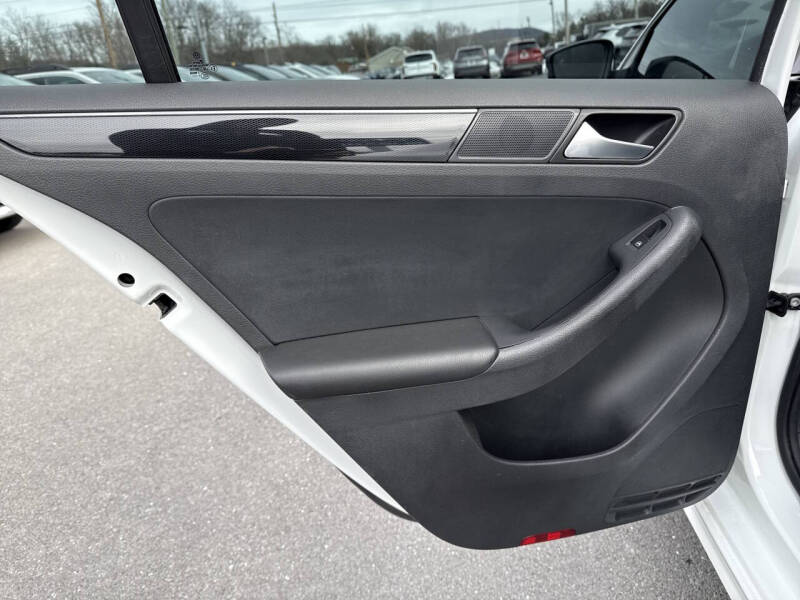 2018 Volkswagen Jetta 1.8T SE Sport