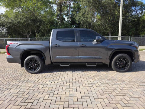 2025 Toyota Tundra Platinum HV