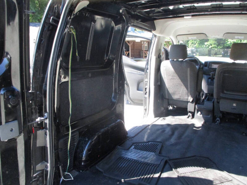 2014 Nissan NV200 SV