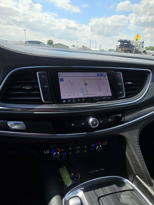 2022 Buick Enclave Premium