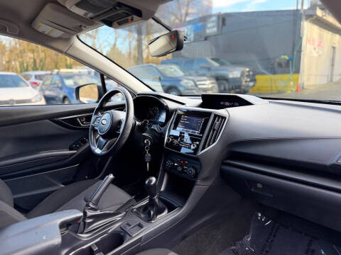 2019 Subaru Impreza 2.0i