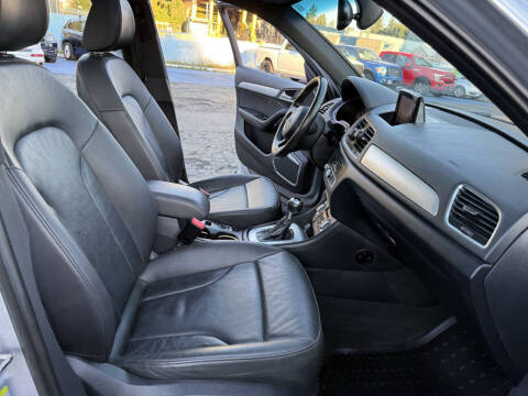 2015 Audi Q3 2.0T quattro Prestige