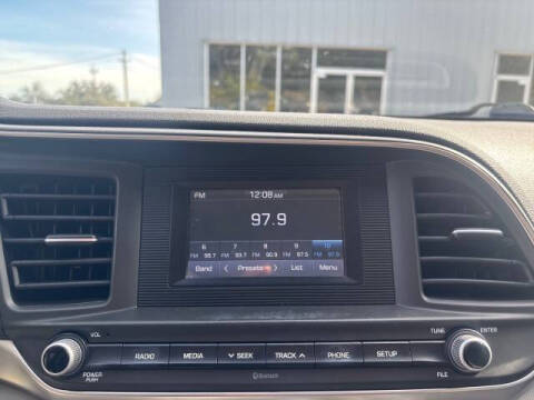 2019 Hyundai Elantra