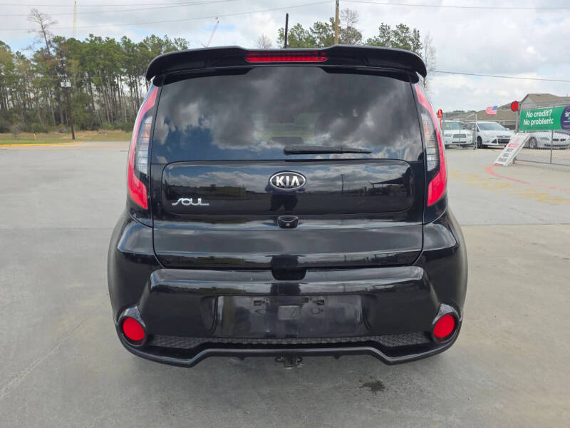 2016 Kia Soul +