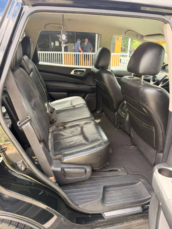 2013 Nissan Pathfinder Platinum
