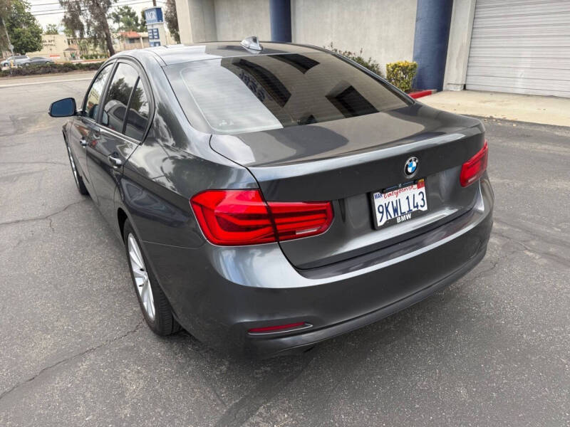 2017 BMW 3 Series 320i