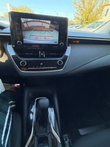 2022 Toyota Corolla LE