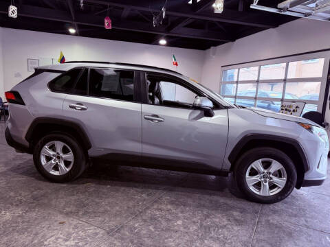 2019 Toyota RAV4 Hybrid LE