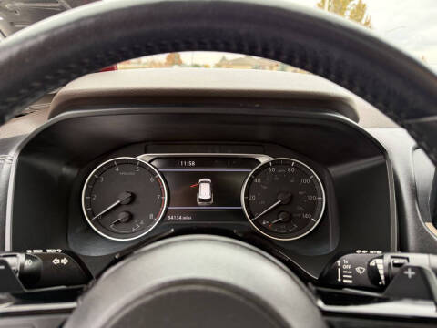 2022 Nissan Rogue SL